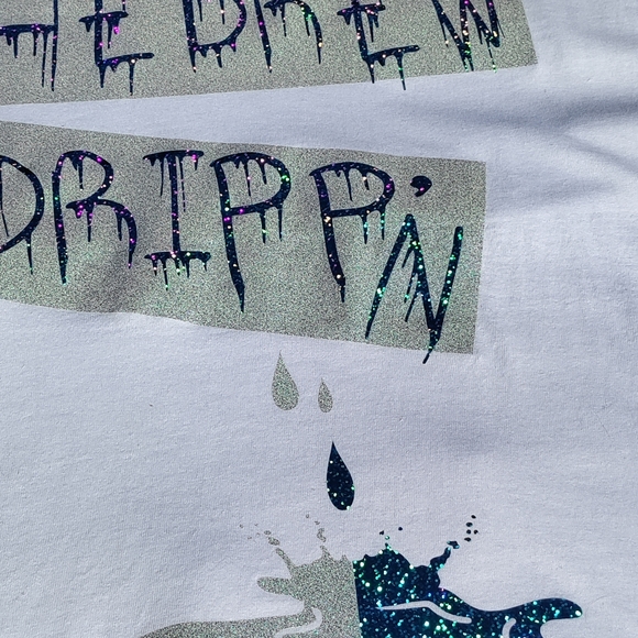 📸 Dripping Hebrew T-shirt - Picture 7 of 17